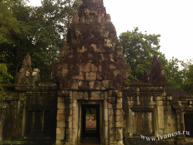 Вход в Ангкор Том